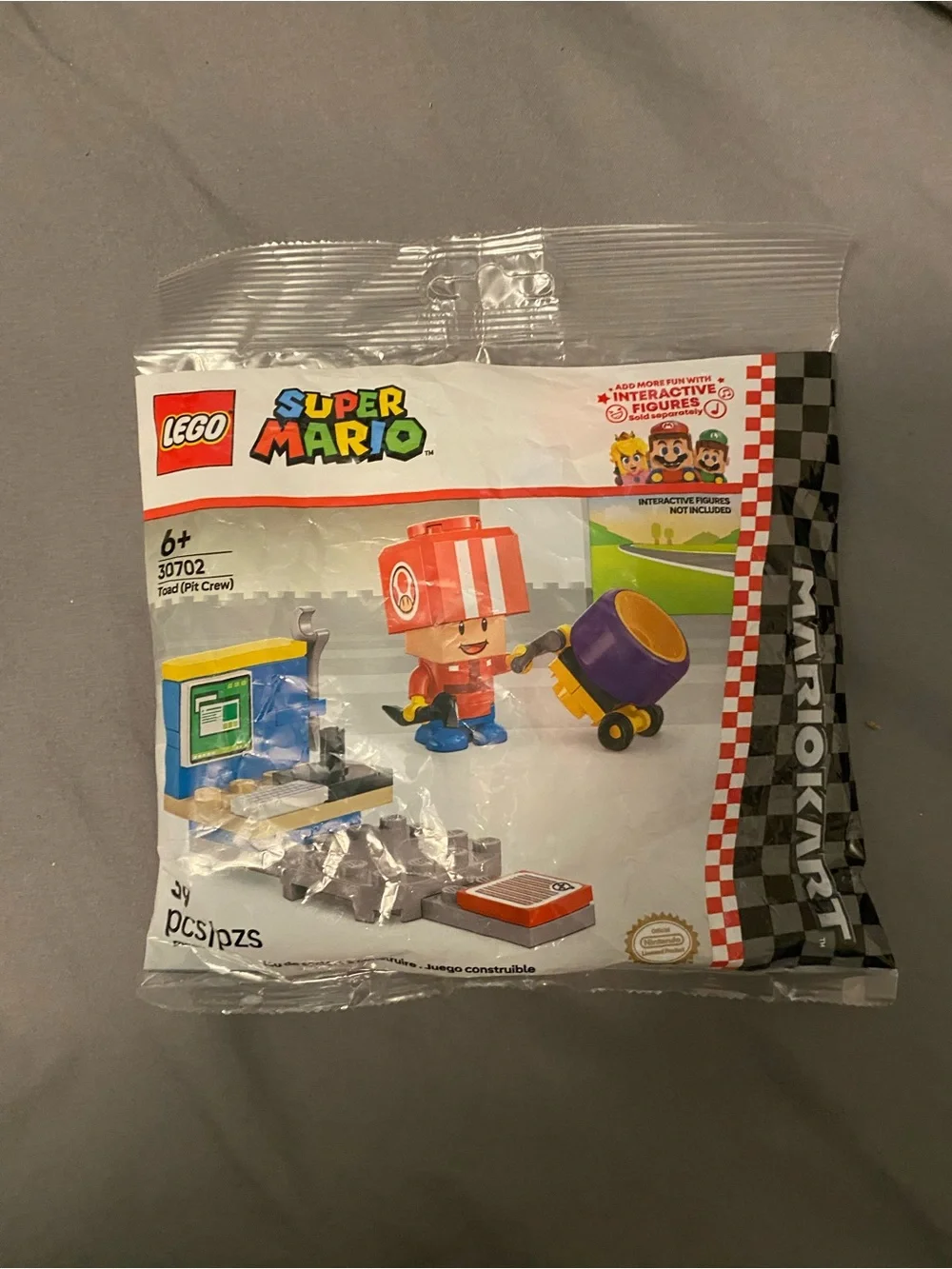 LEGO‎ Super Mario Toad (Pit Crew) Buildable Toy - Red, Blue, Yellow